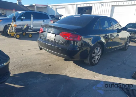 2011 Audi A4 2.0T Premium z USA, uszkodzony, nr VIN WAUBFAFL6BN055165